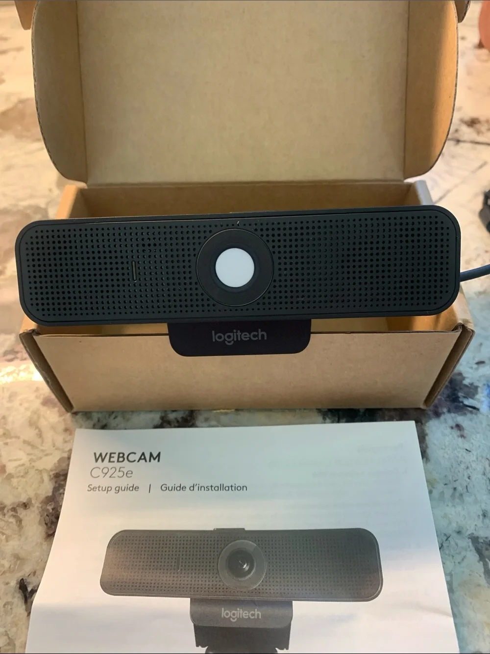 Logitech C925e Webcam - Black / Silver Accents